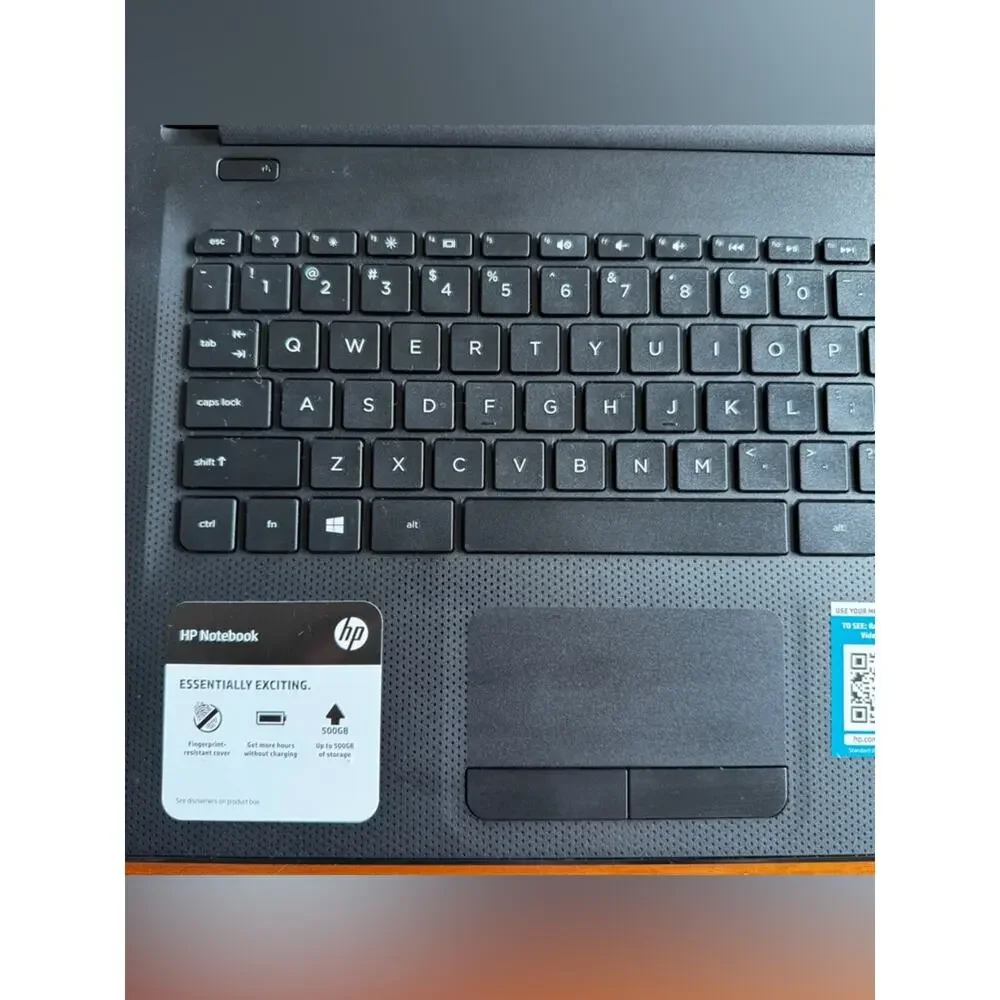 HP 14" Notebook (Model 14-af180nr) - Picture 4 of 9